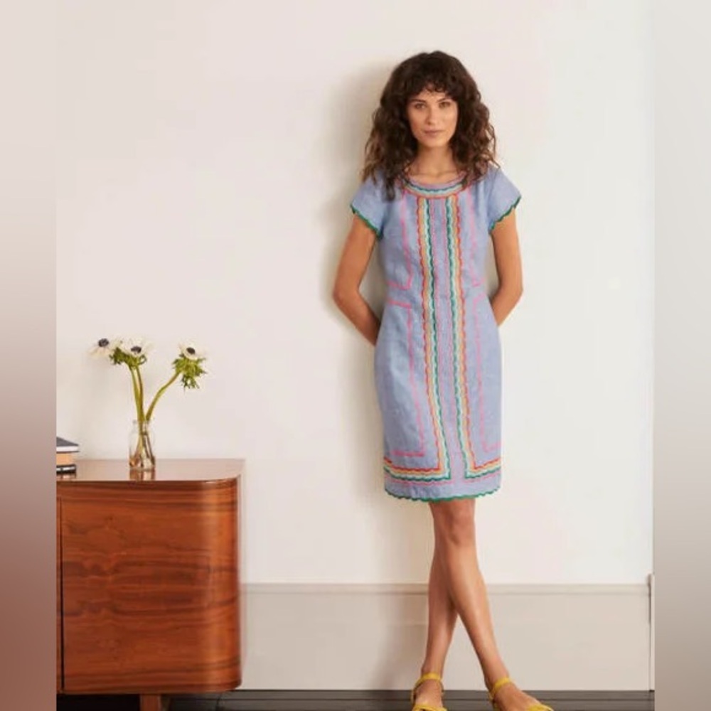 Fabulous BODEN Blue Linen Rainbow 🌈 Embroidered Dress. Size 16/18